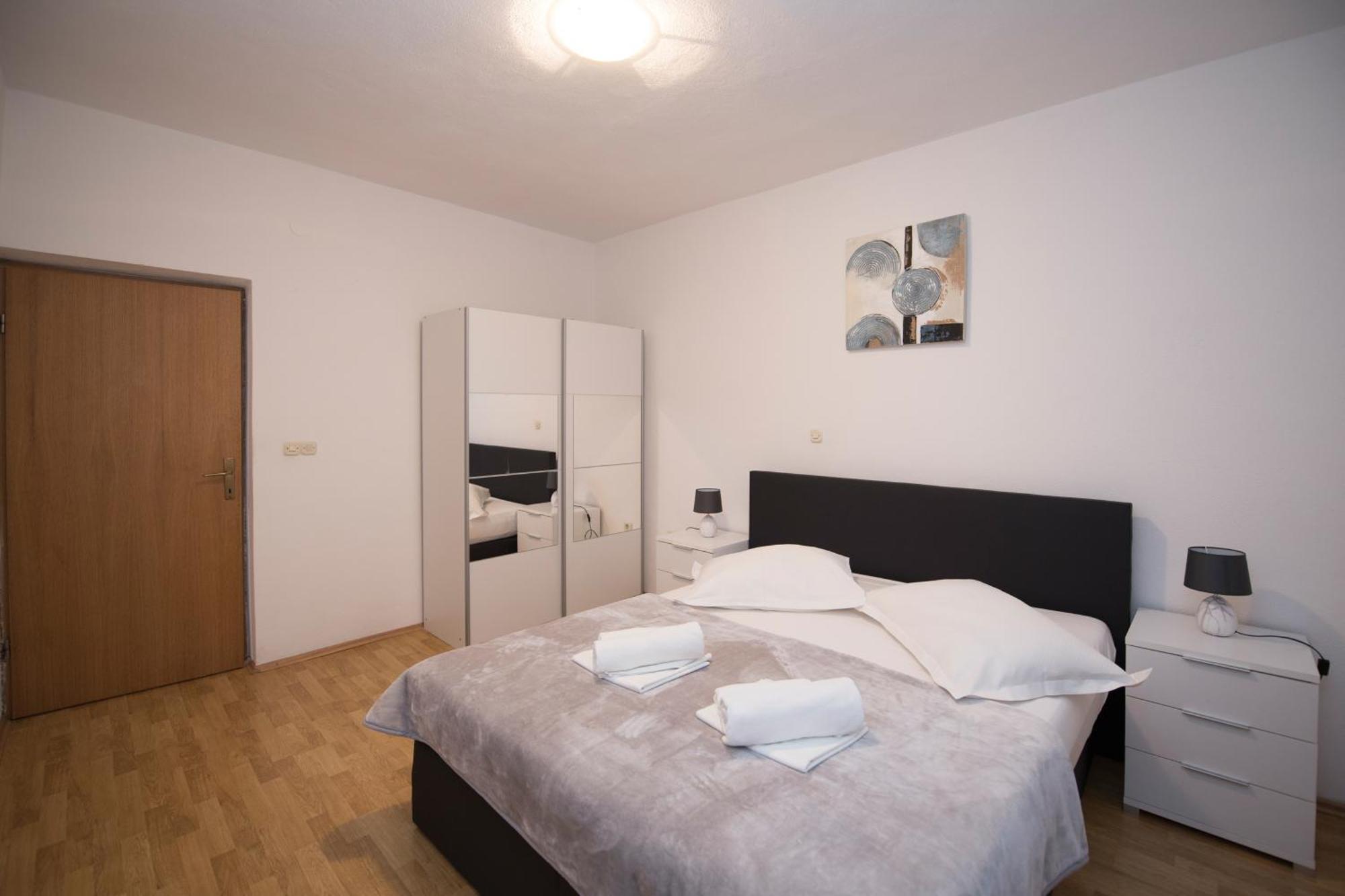 Apartments With A Parking Space Brela, Makarska - 16603 Habitación foto